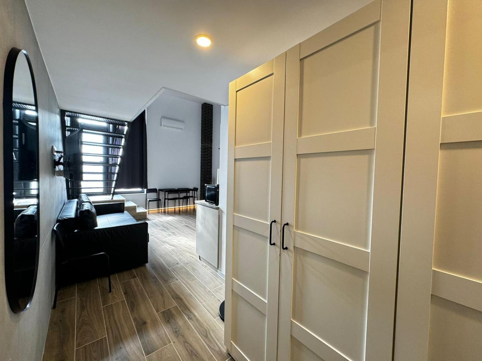 Melia Y Fuster 23C Aparthotel Valencia Exterior photo